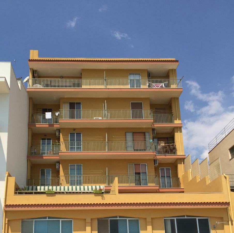 Apartmán Il Piccolo Attico In Centro Pozzallo Exteriér fotografie